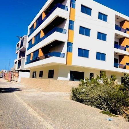 Brand New Spacious T3 Apartment In Santa Maria Exterior photo